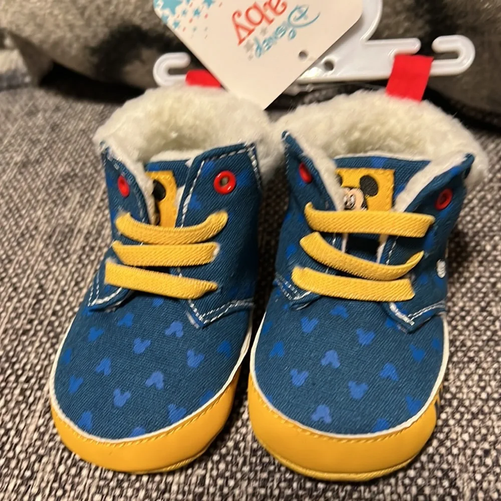NWT Disney Baby Fleece Lined Shoes